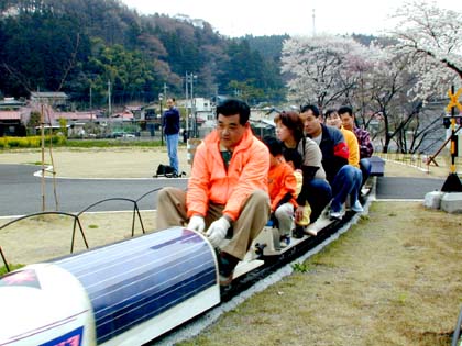 ソーラーカー発車!