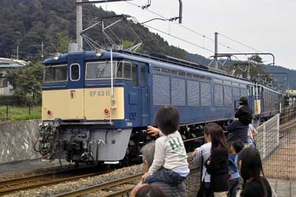 EF63 三重連