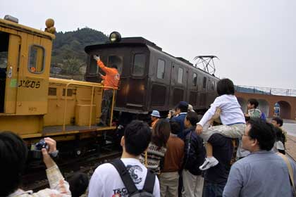 ED42 格納準備