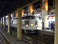 「信州特急あさま1号」入線