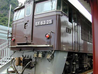 �d�e�U�R�Q�T