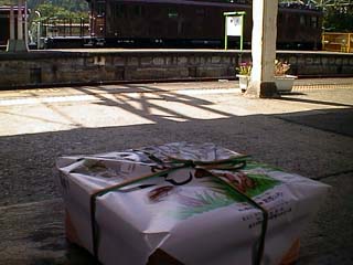 ���̏����߂��Ɖ��͓S�������ނ�W���ԗ�