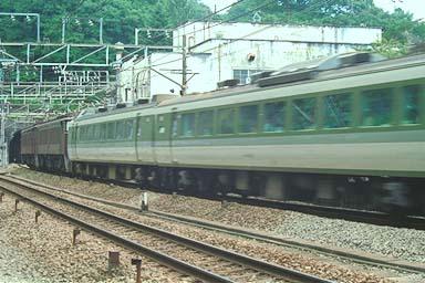 �U�R�ɉ����グ���邠����